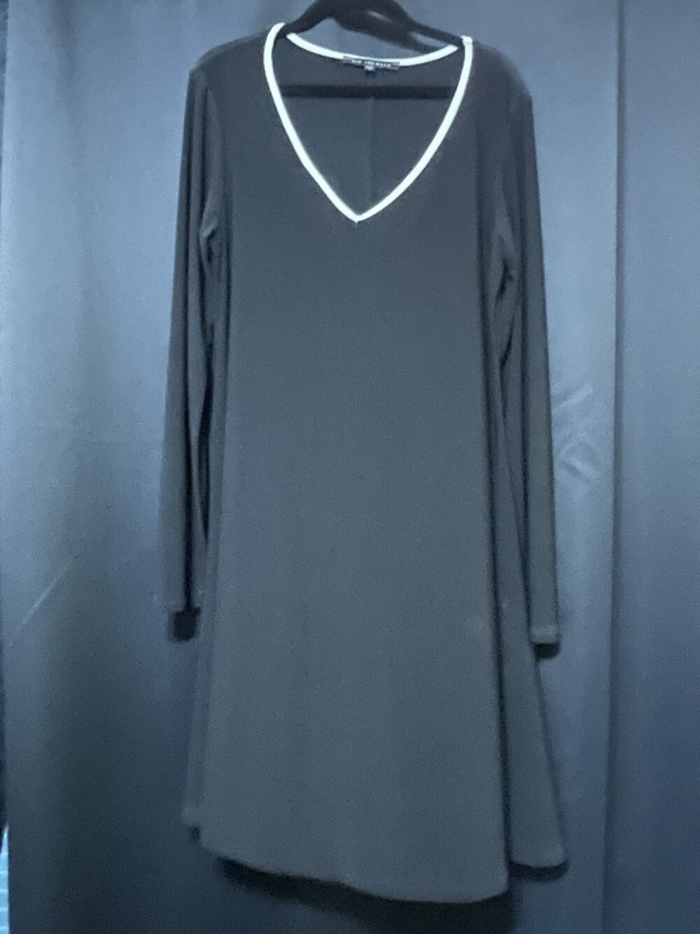 Nik & Nash – Long Sleeve – Flowy Women’s Dress - Picture 4 of 7